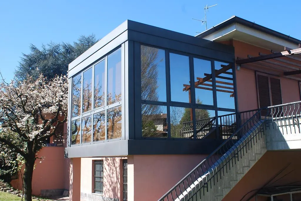 Beija-Flor B&B Verano Brianza Pensión
