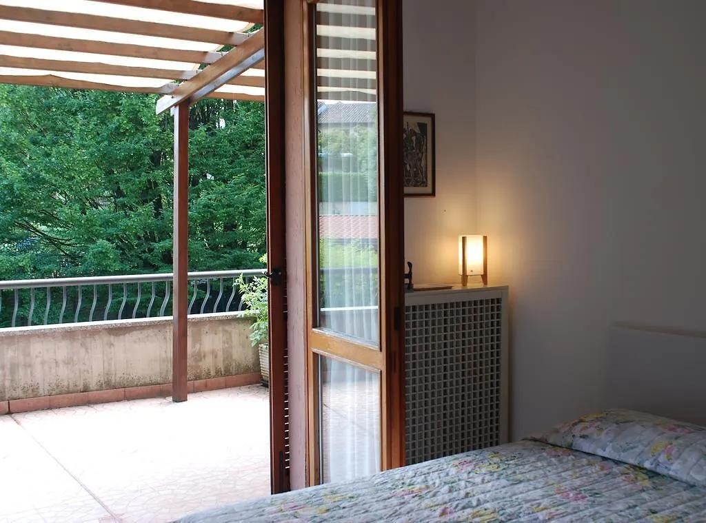 Beija-Flor B&B Verano Brianza Italia